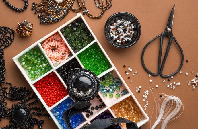 Czy tworzenie biżuterii z filcu to relaksujące hobby?