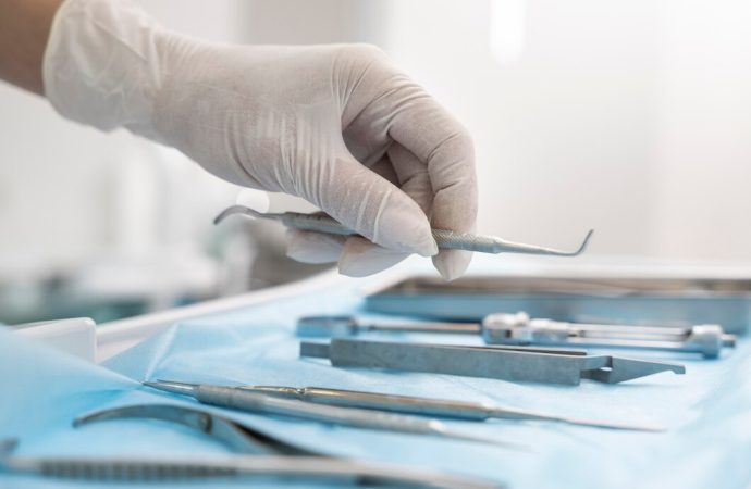 Jak wybrać dobrego chirurga stomatologicznego?